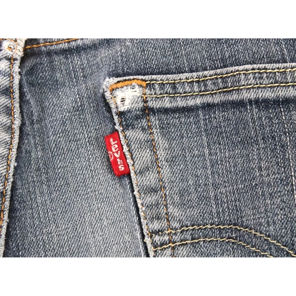 Levi Strauss 541 Athletic Fit Men's Blue Denim Jeans W32 L32 - Picture 8 of 15